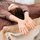 女性